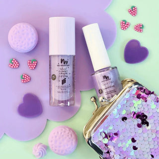 No Nasties makeup, natural flavor lip gloss for kids and lip gloss for 8 year olds with nourishing plant oils. Nut free, gluten free, and dairy free formula safe for sensitive lips