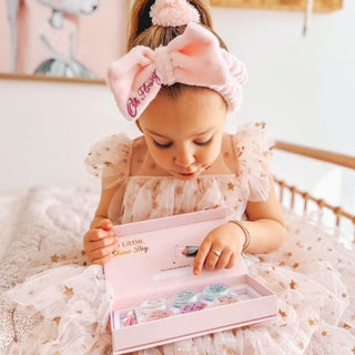Oh Flossy Natural Kids Play Makeup Kit with non-toxic, skin-safe makeup for children